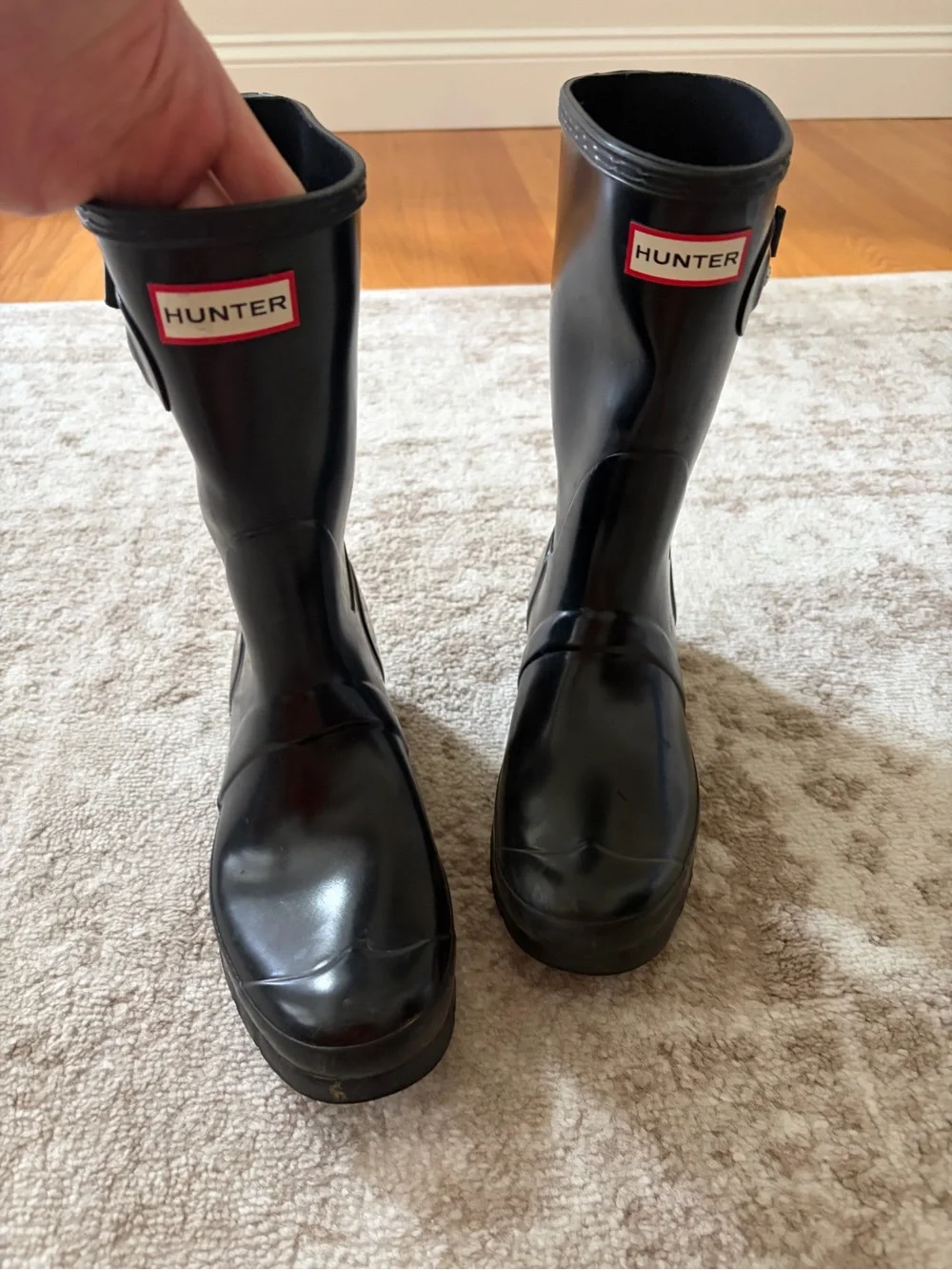 8 • Hunter Women's Black Short Waterproof Rain Boots with Side Buckle